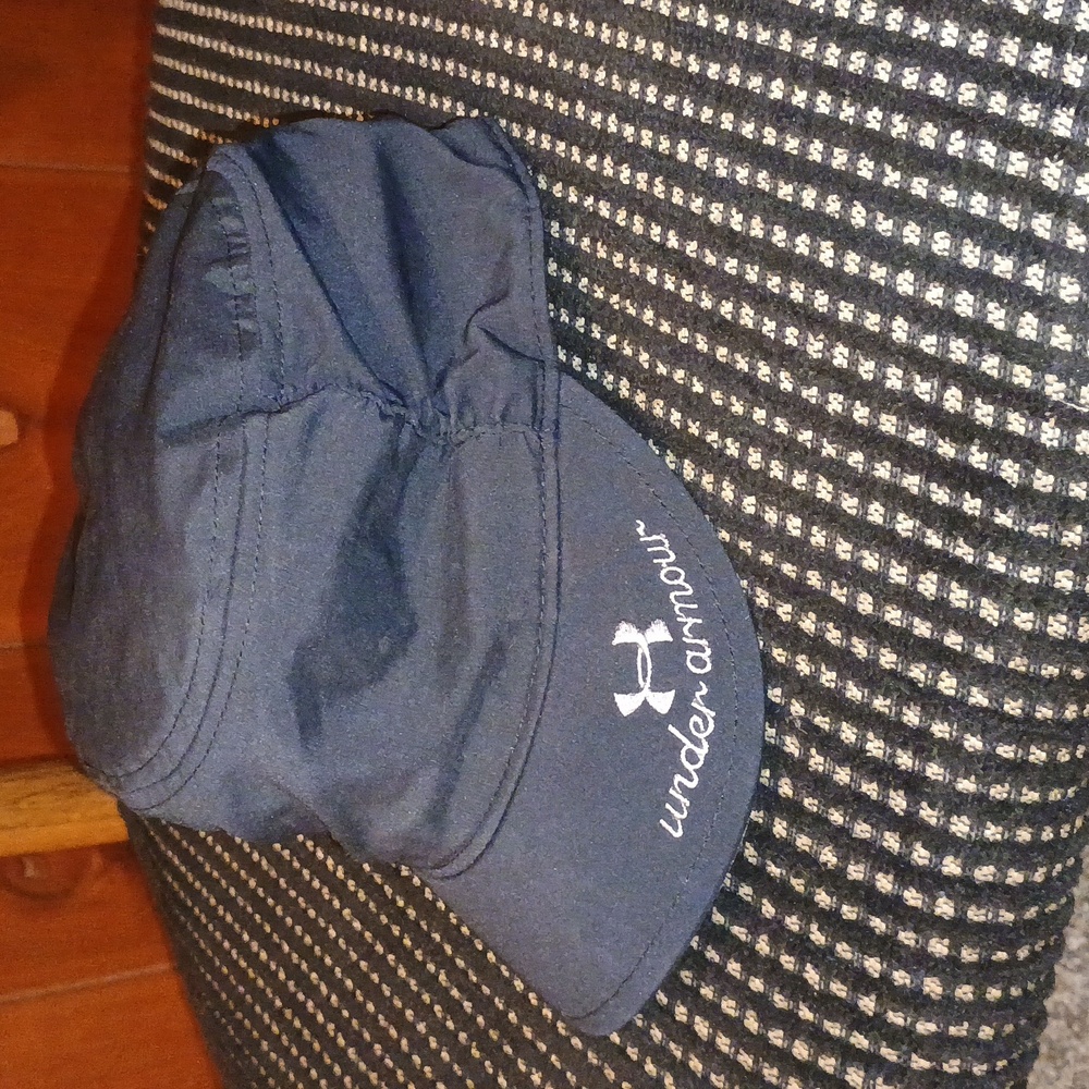 Under Armour Head gear hat / cap black